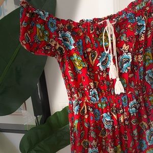 Off the shoulder Midi Dress